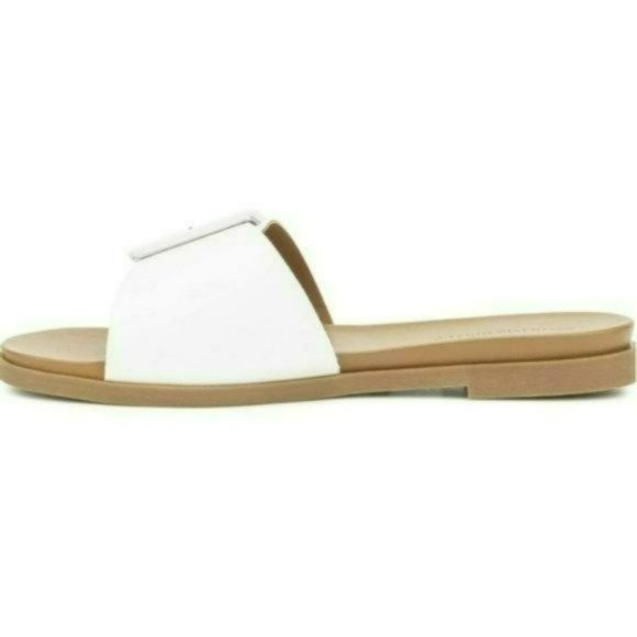 Olivia Miller Carmen Sandals - Picture 3 of 6